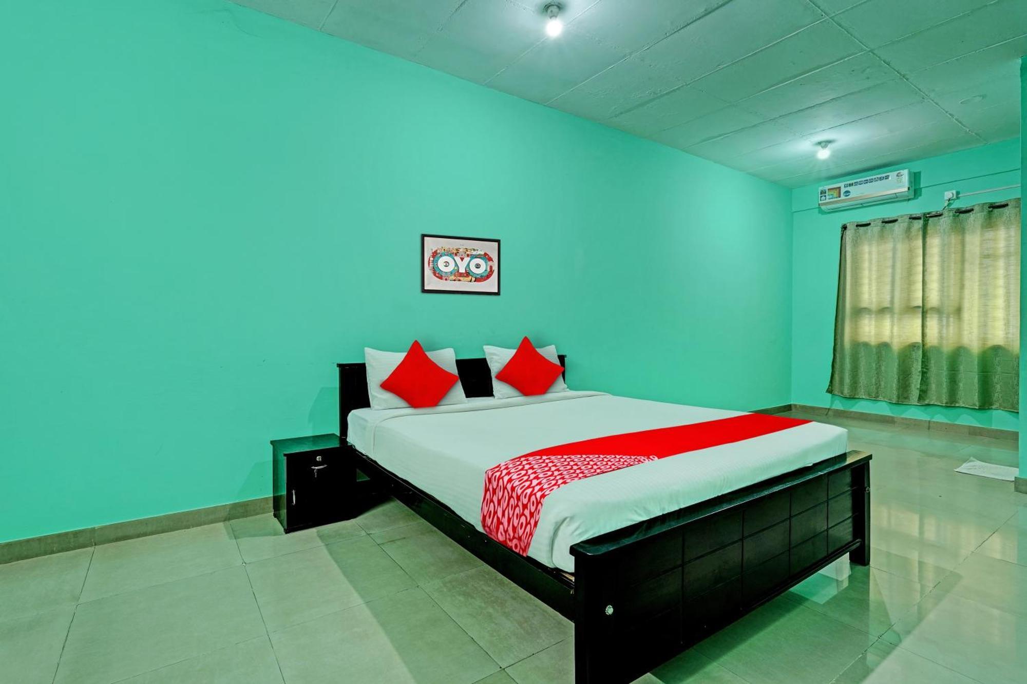 Super Collection O Druvi Corporate Hotel Kammasandra Buitenkant foto